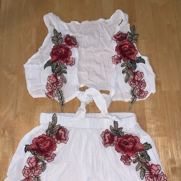 Full summer outfit - Picture 1 of 2